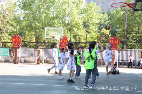 刻苦训练篮球时如何避免受伤的建议_1